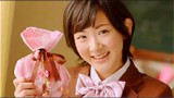 乃木坂46が出演する明治チョコレートのCM「カーテン渡し」篇